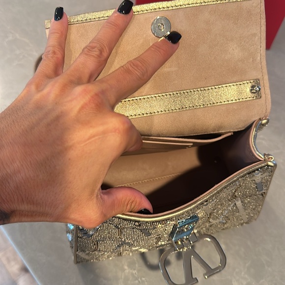 Valentino Garavani Vsling iconograph V logo sequin top handle crossbody bag NIB - Picture 9 of 14